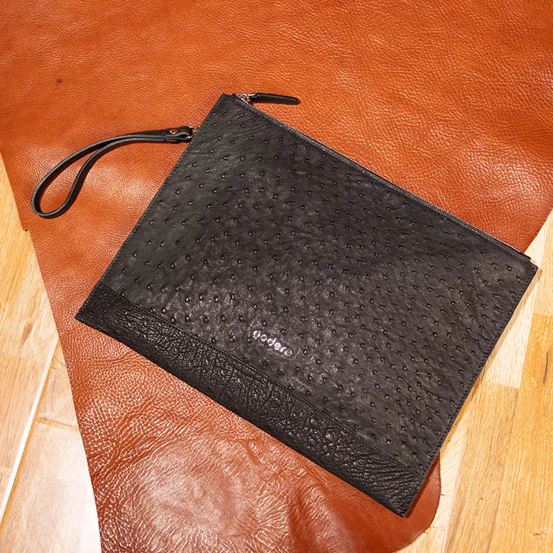 Quando indossare questa borsa da polso con goffratura di struzzo？